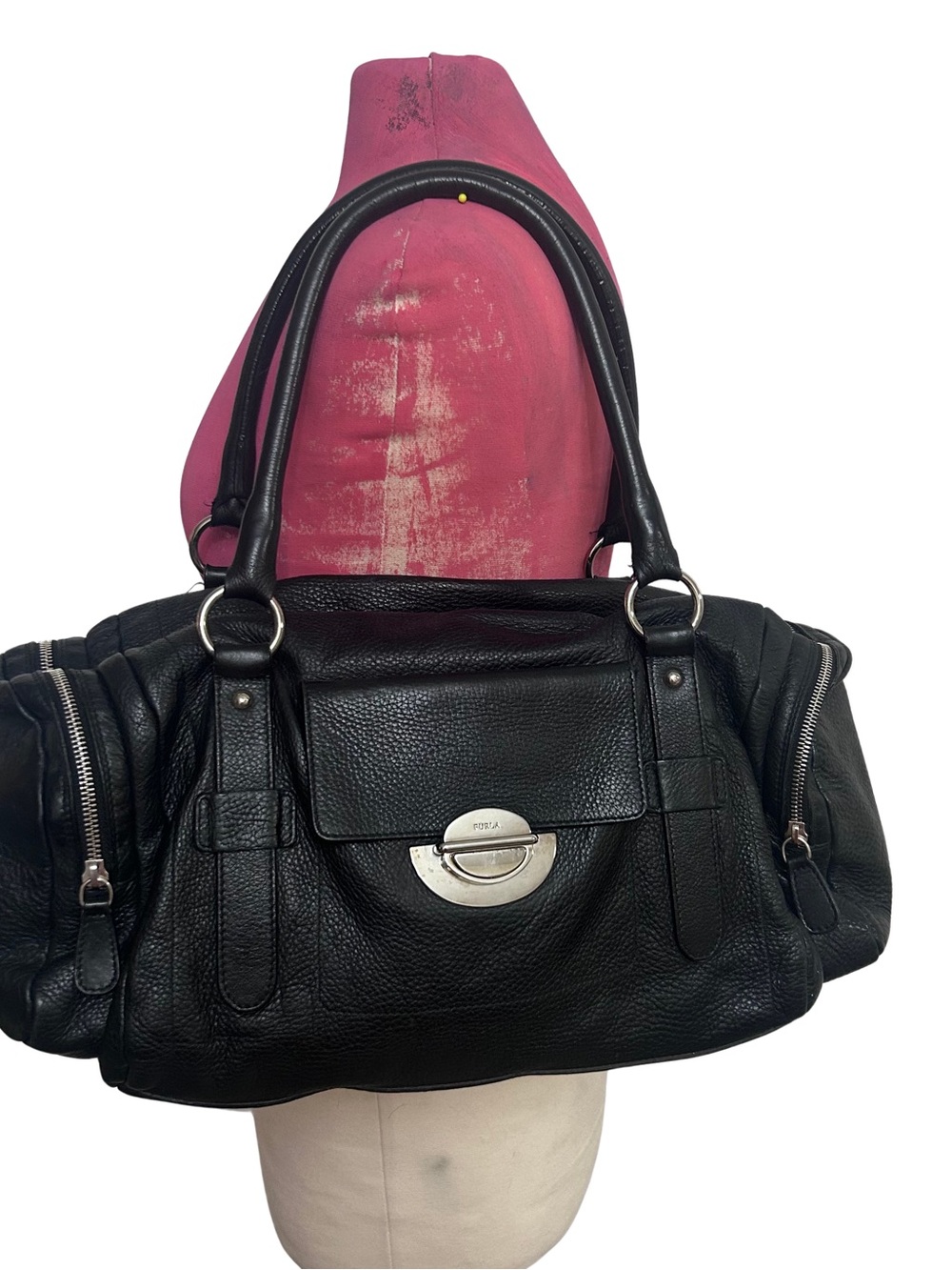 🖤MAKE OFFER🖤 Furla Black Leather Pebbled Duffel Shoulder Bag Zip Purse Y2K